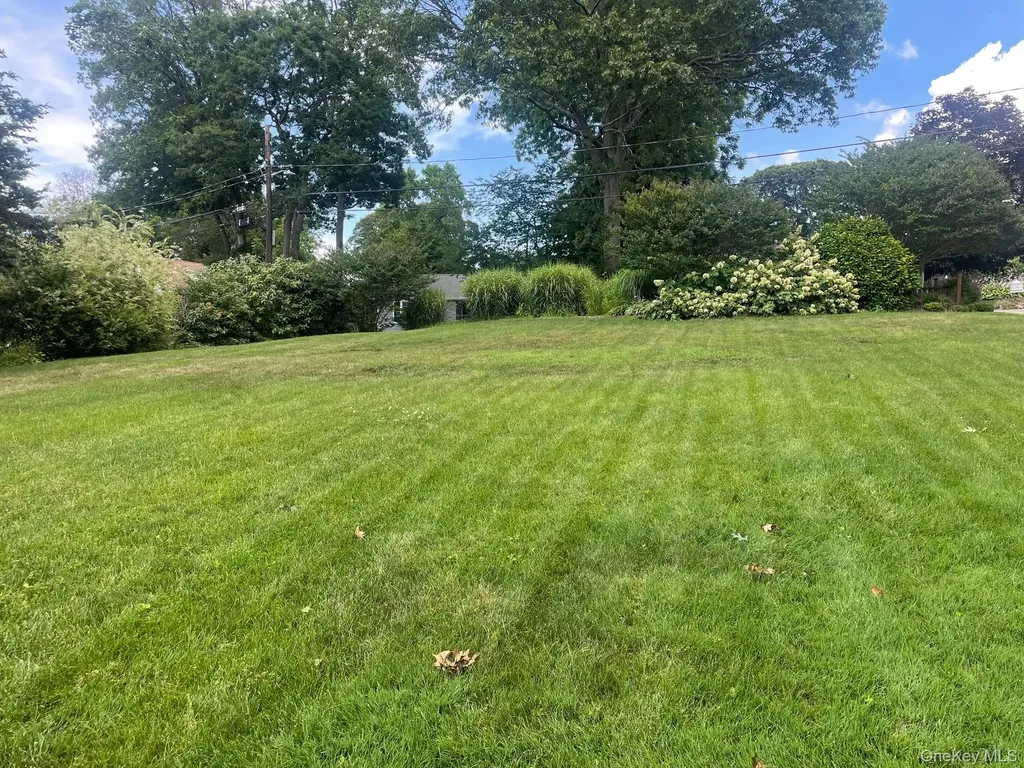 Beaver Drive Kings Park NY 11754
