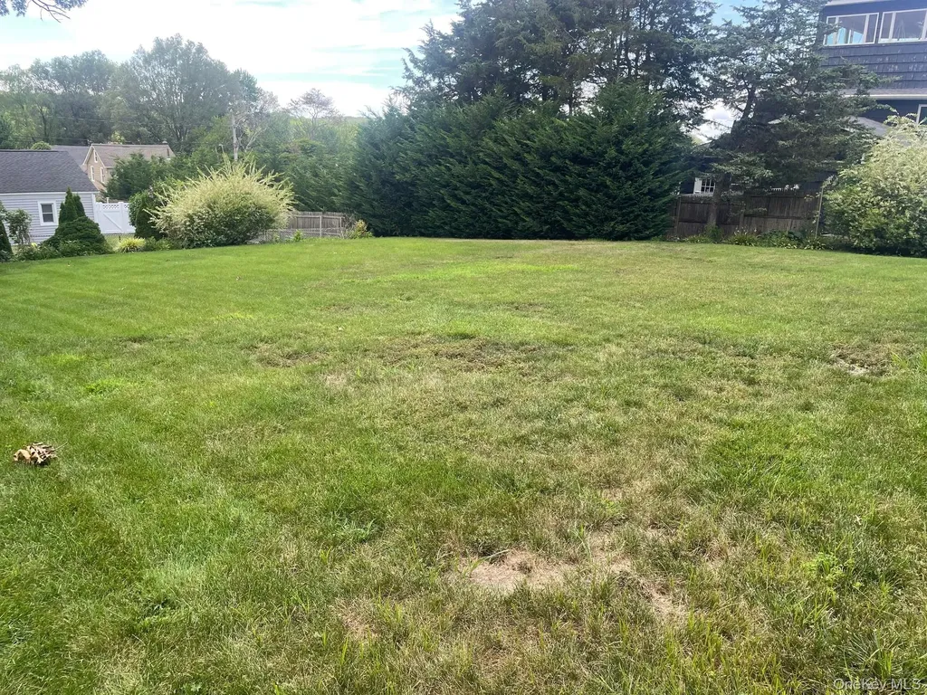 Beaver Drive Kings Park NY 11754