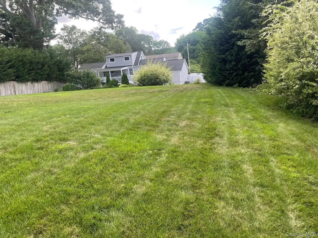 Beaver Drive Kings Park NY 11754