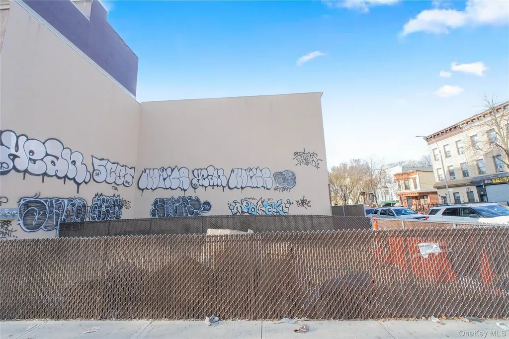 52 Buffalo Avenue Brooklyn NY 11233