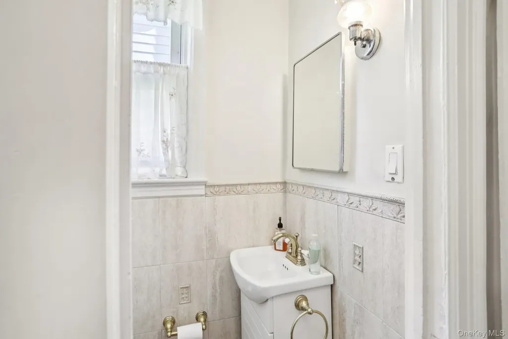 184 Hillcrest Road Mount Vernon NY 10552