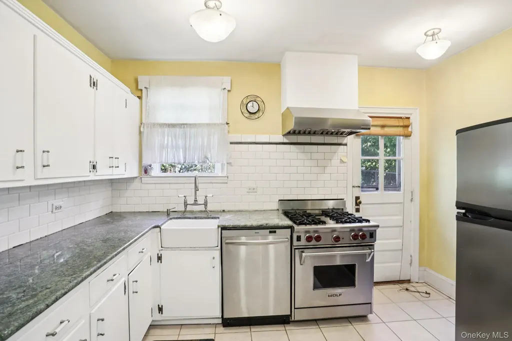 184 Hillcrest Road Mount Vernon NY 10552