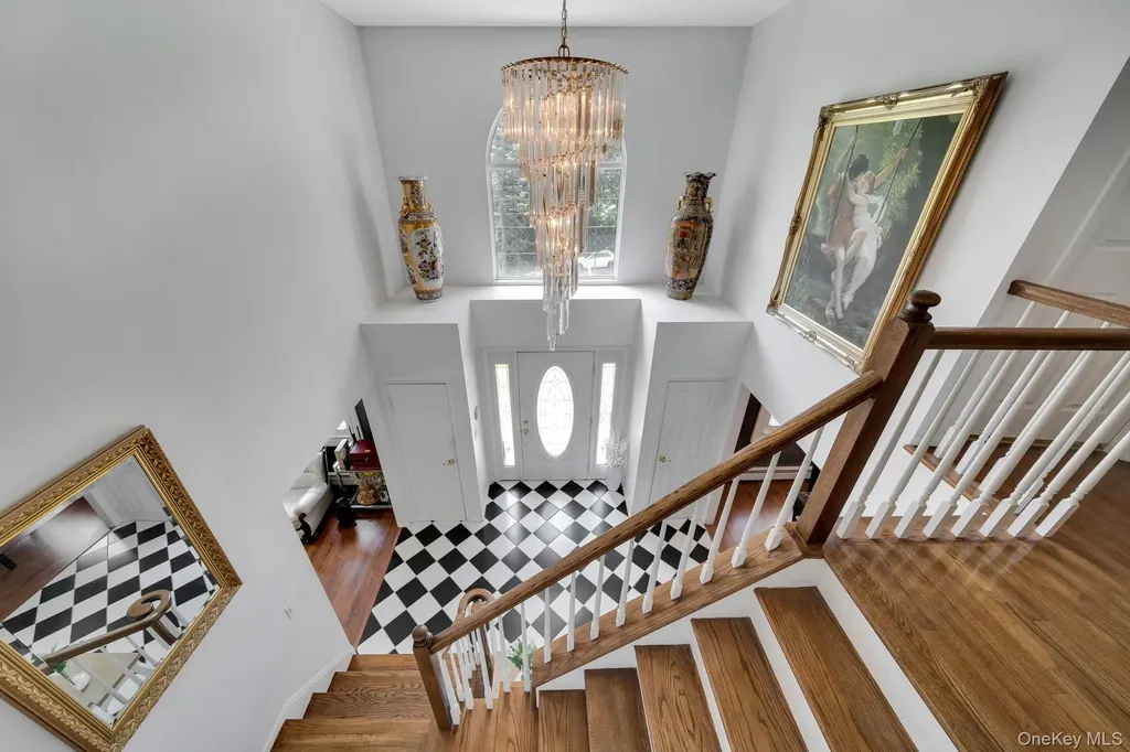 11 Dillmont Drive Smithtown NY 11787