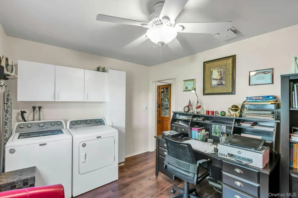 11 Dillmont Drive Smithtown NY 11787