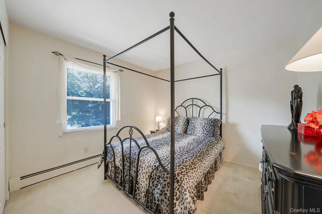 11 Dillmont Drive Smithtown NY 11787