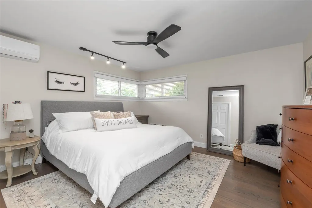 2854 Lenox Road Oceanside NY 11572