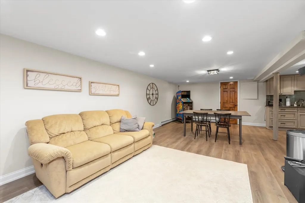 2854 Lenox Road Oceanside NY 11572