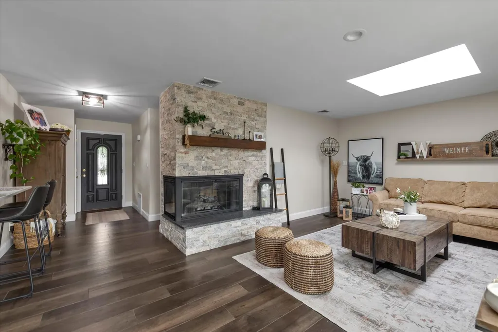 2854 Lenox Road Oceanside NY 11572