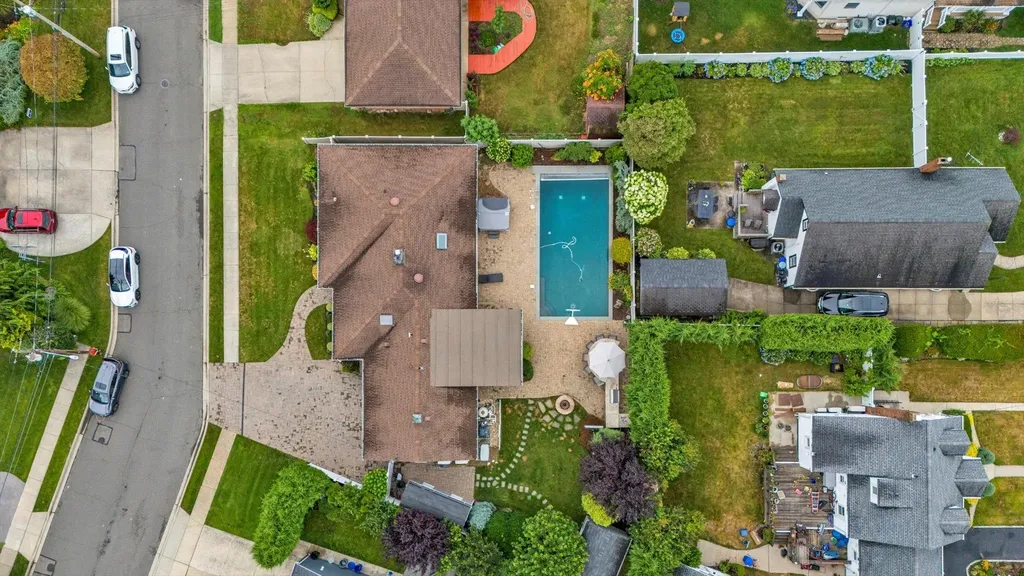 2854 Lenox Road Oceanside NY 11572