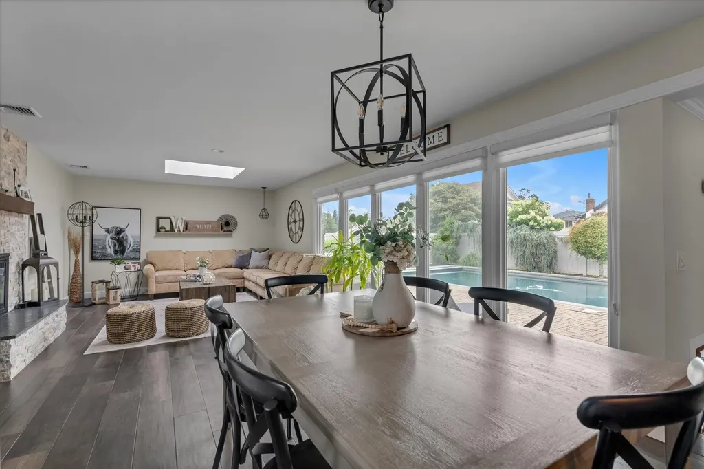 2854 Lenox Road Oceanside NY 11572