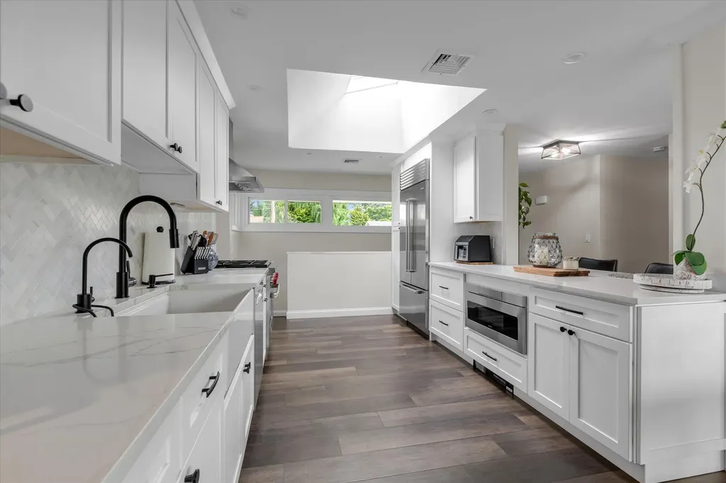2854 Lenox Road Oceanside NY 11572
