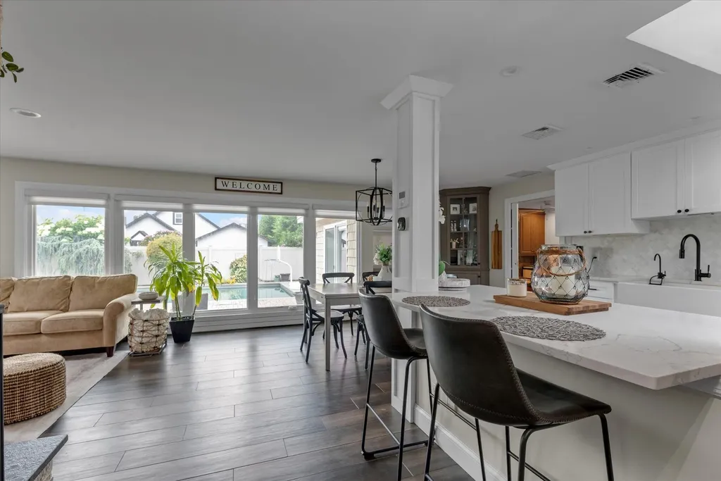2854 Lenox Road Oceanside NY 11572