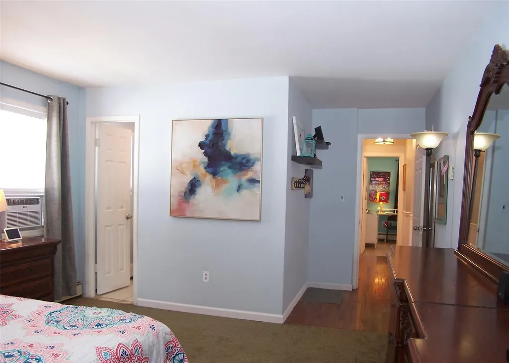 2189 Cedar Avenue Ronkonkoma NY 11779