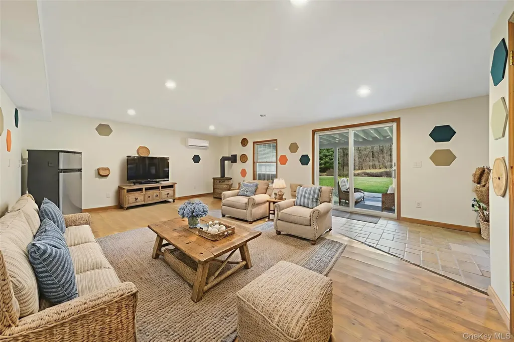 172 Shields Road Red Hook NY 12571