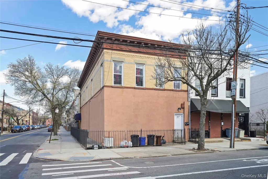351 Onderdonk Avenue Ridgewood NY 11385