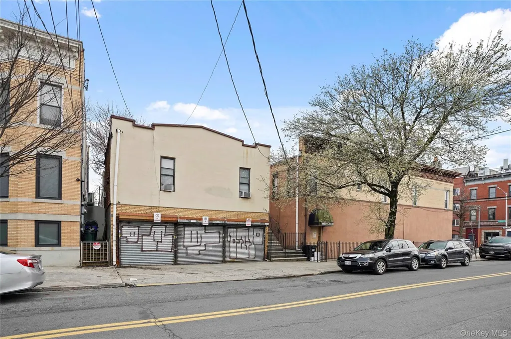 351 Onderdonk Avenue Ridgewood NY 11385