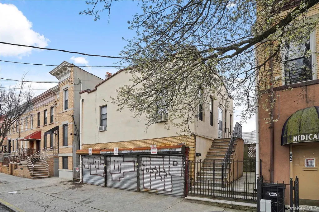 351 Onderdonk Avenue Ridgewood NY 11385
