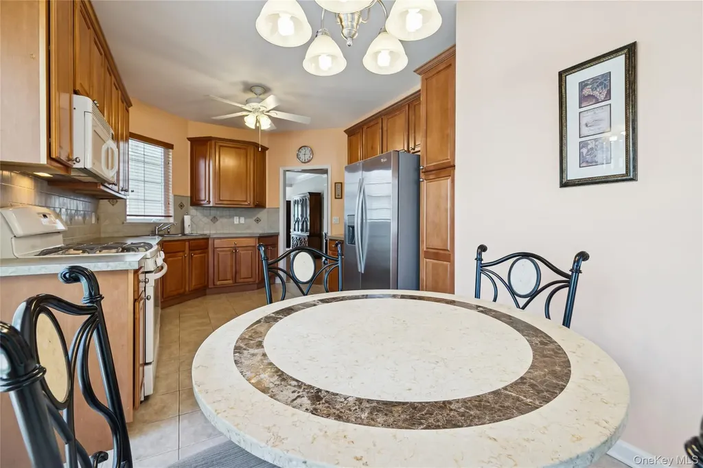 109 Louden Loop Mount Sinai NY 11766