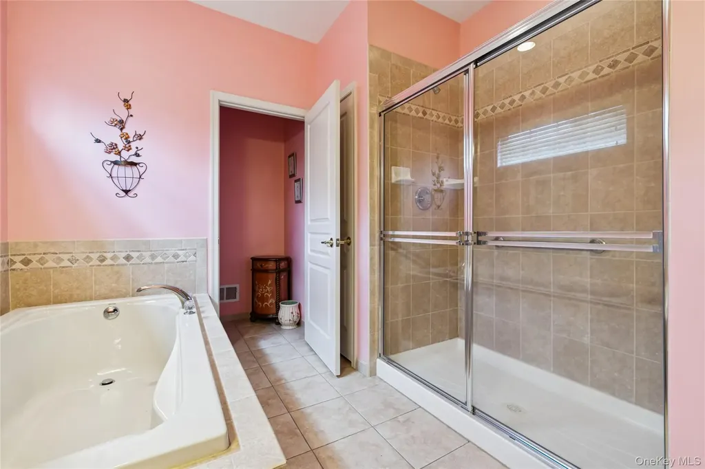 109 Louden Loop Mount Sinai NY 11766