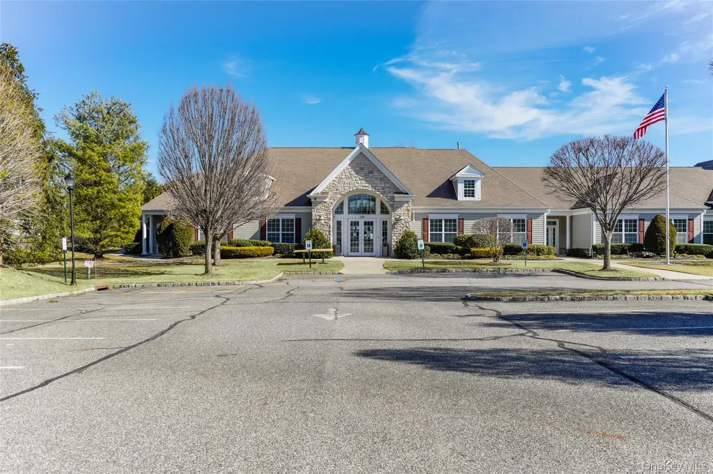 109 Louden Loop Mount Sinai NY 11766