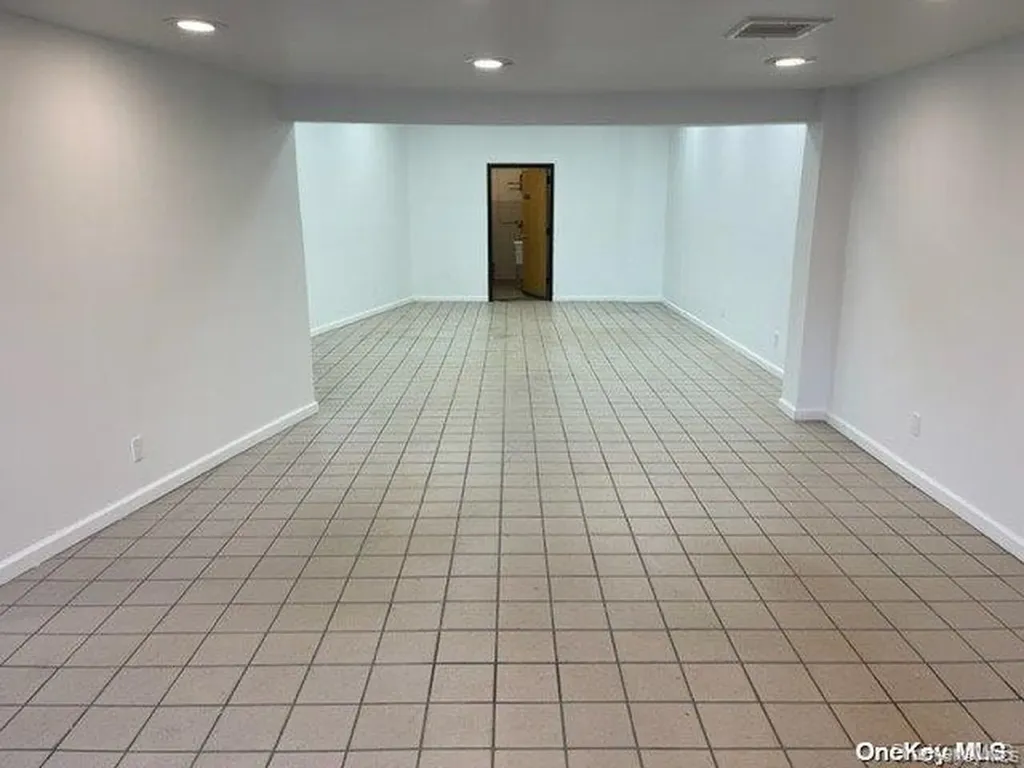 59-78 54 Avenue Maspeth NY 11378