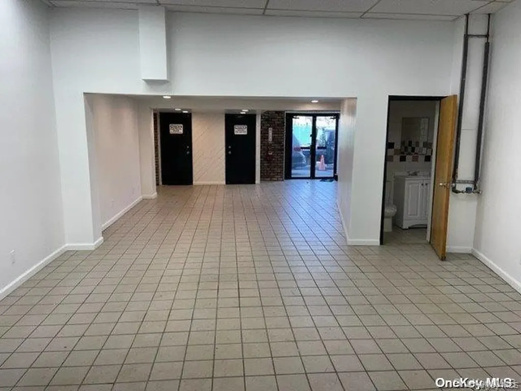 59-78 54 Avenue Maspeth NY 11378