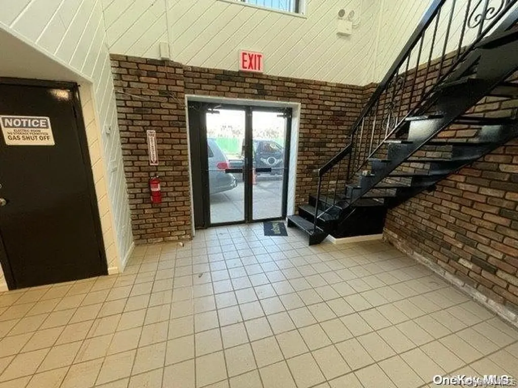 59-78 54 Avenue Maspeth NY 11378