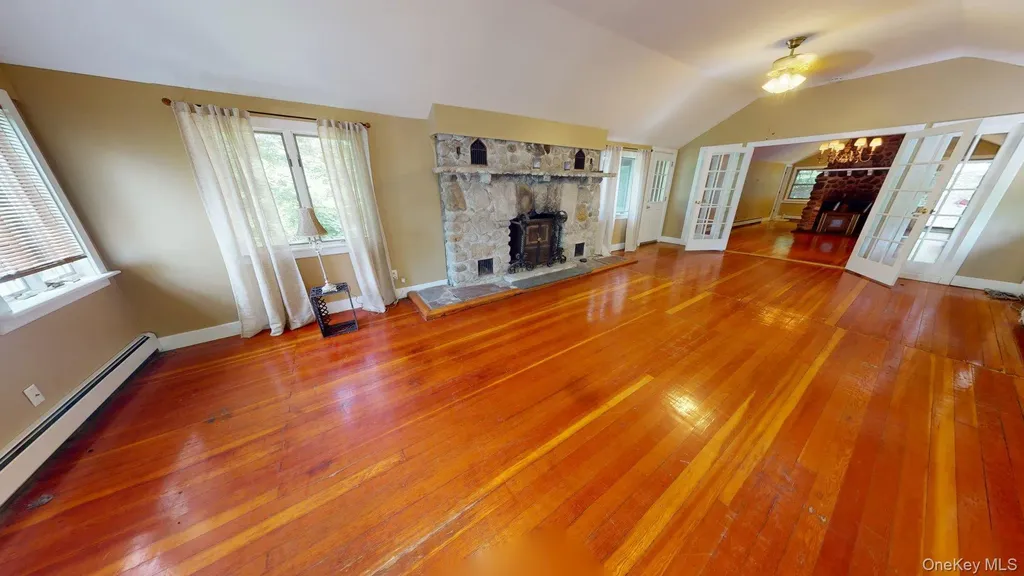 27 Maple Trail Wurtsboro NY 12790