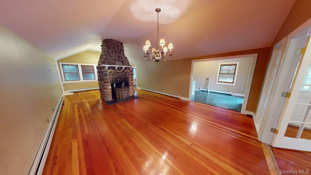27 Maple Trail Wurtsboro NY 12790