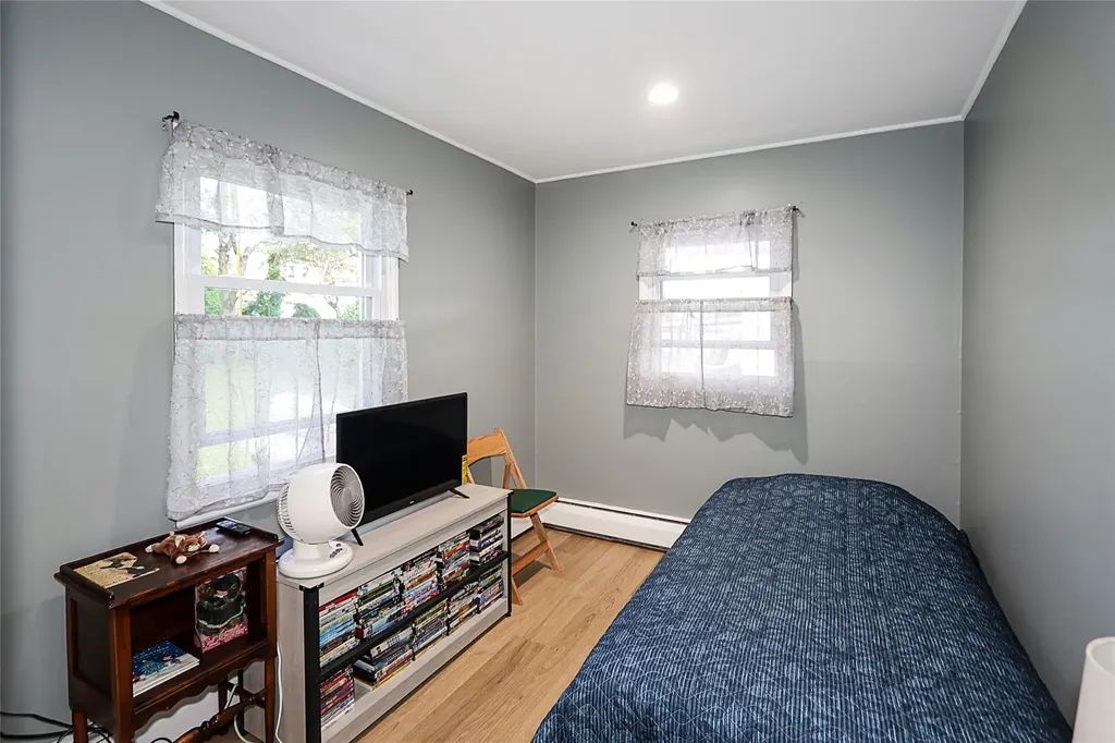 16 Primrose Lane Levittown NY 11756