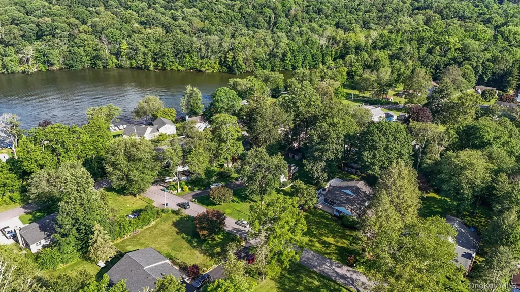 3 Park Lane Mahopac NY 10541
