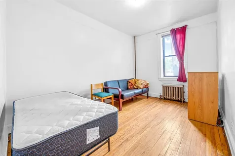 137-06 Bedell Street Springfield Gardens NY 11413
