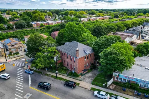 137-06 Bedell Street Springfield Gardens NY 11413