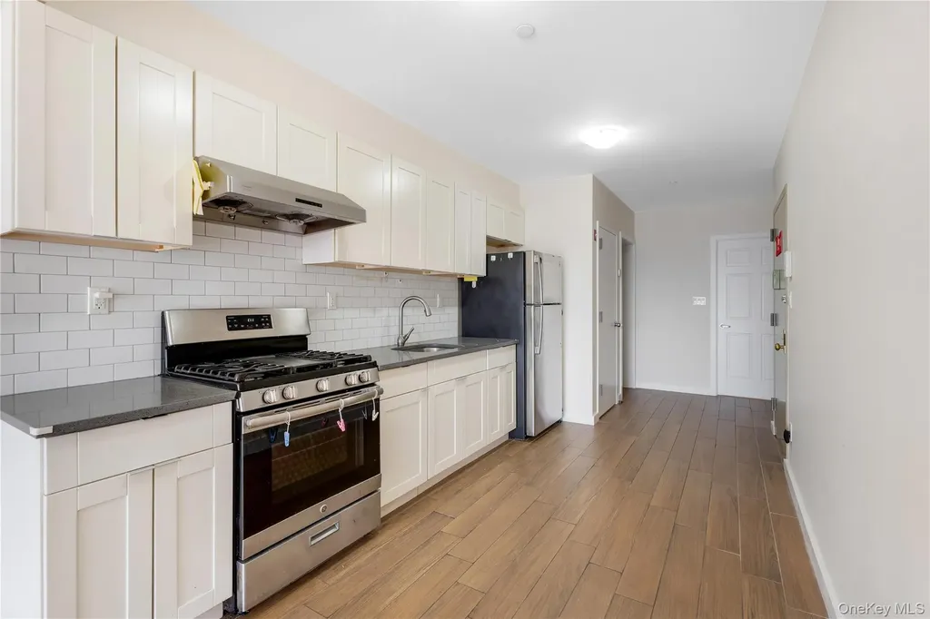 26 Avenue P Brooklyn NY 11204