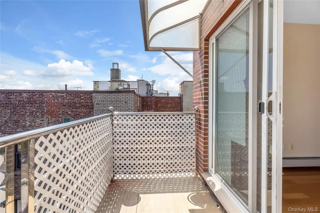 26 Avenue P Brooklyn NY 11204