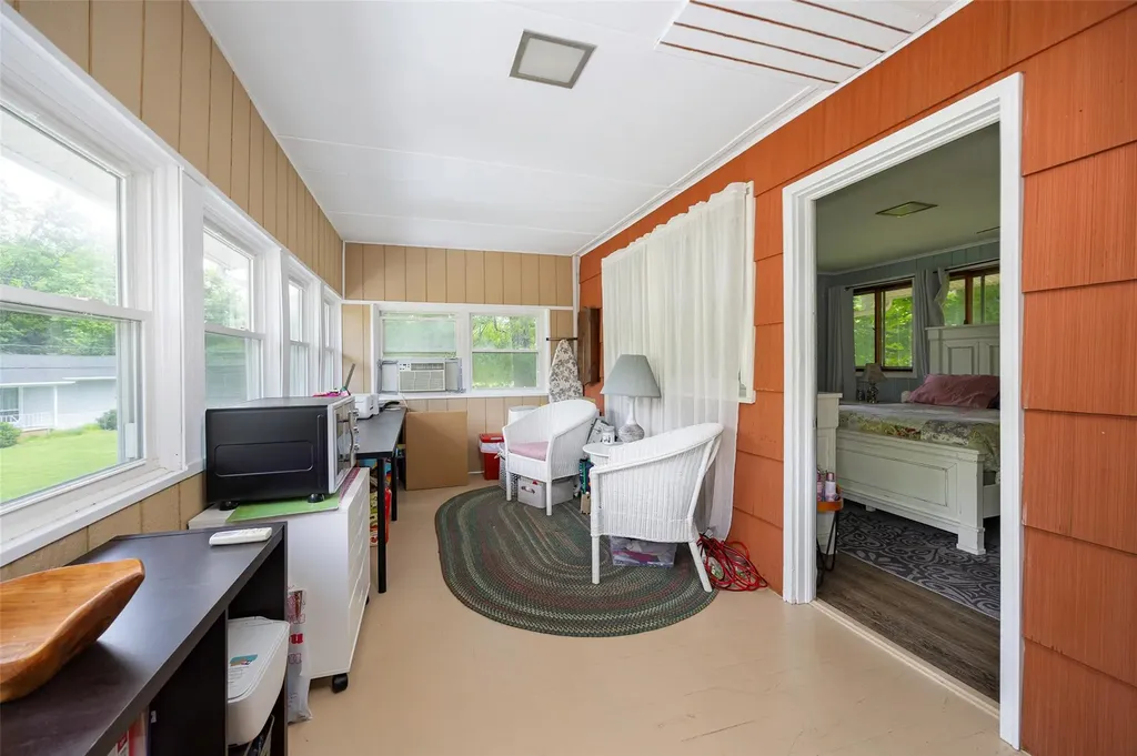5 Norah Lane Hyde Park NY 12538
