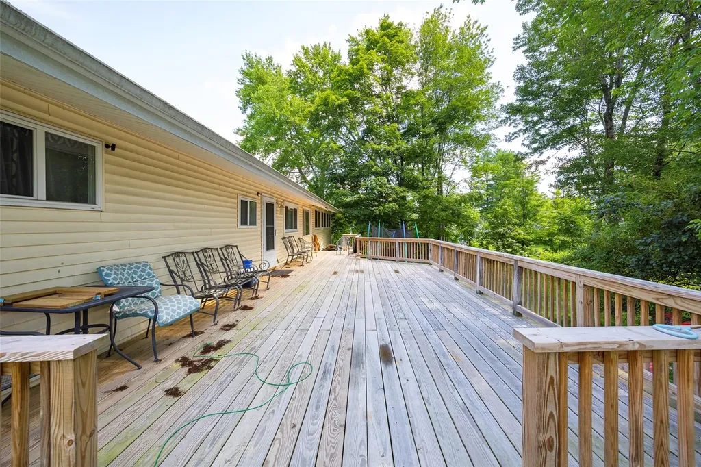 5 Norah Lane Hyde Park NY 12538