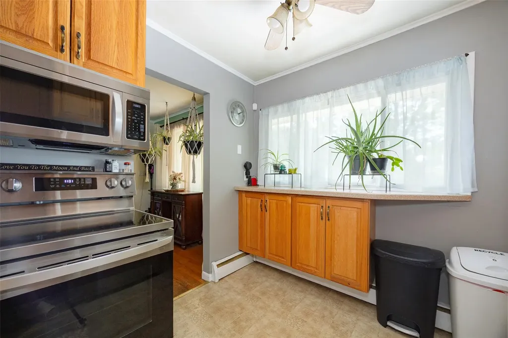 5 Norah Lane Hyde Park NY 12538
