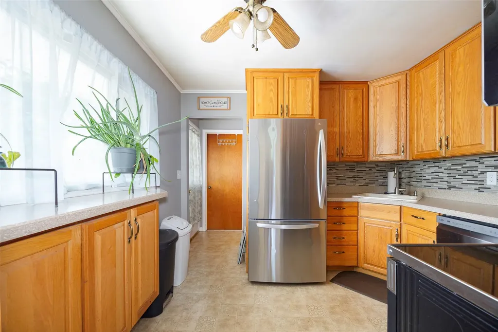 5 Norah Lane Hyde Park NY 12538