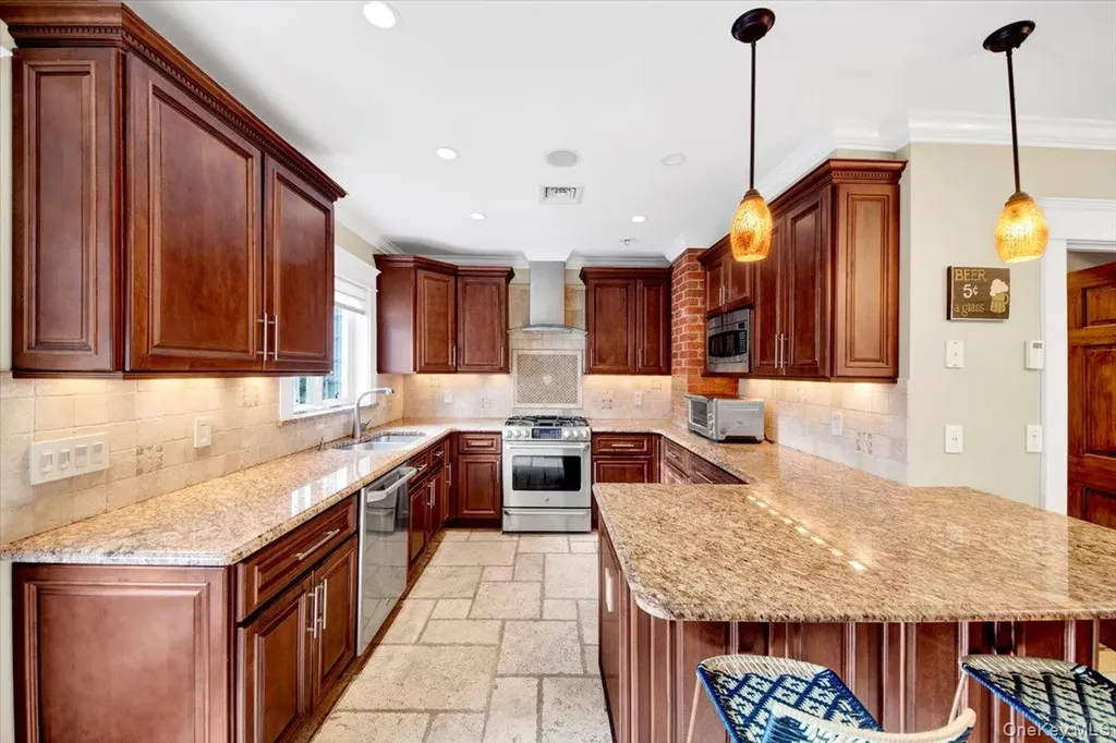 73 Sterling Avenue Yonkers NY 10704
