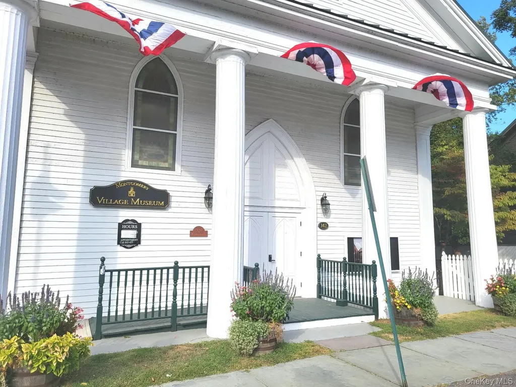 205 Oriole Drive Montgomery NY 12549