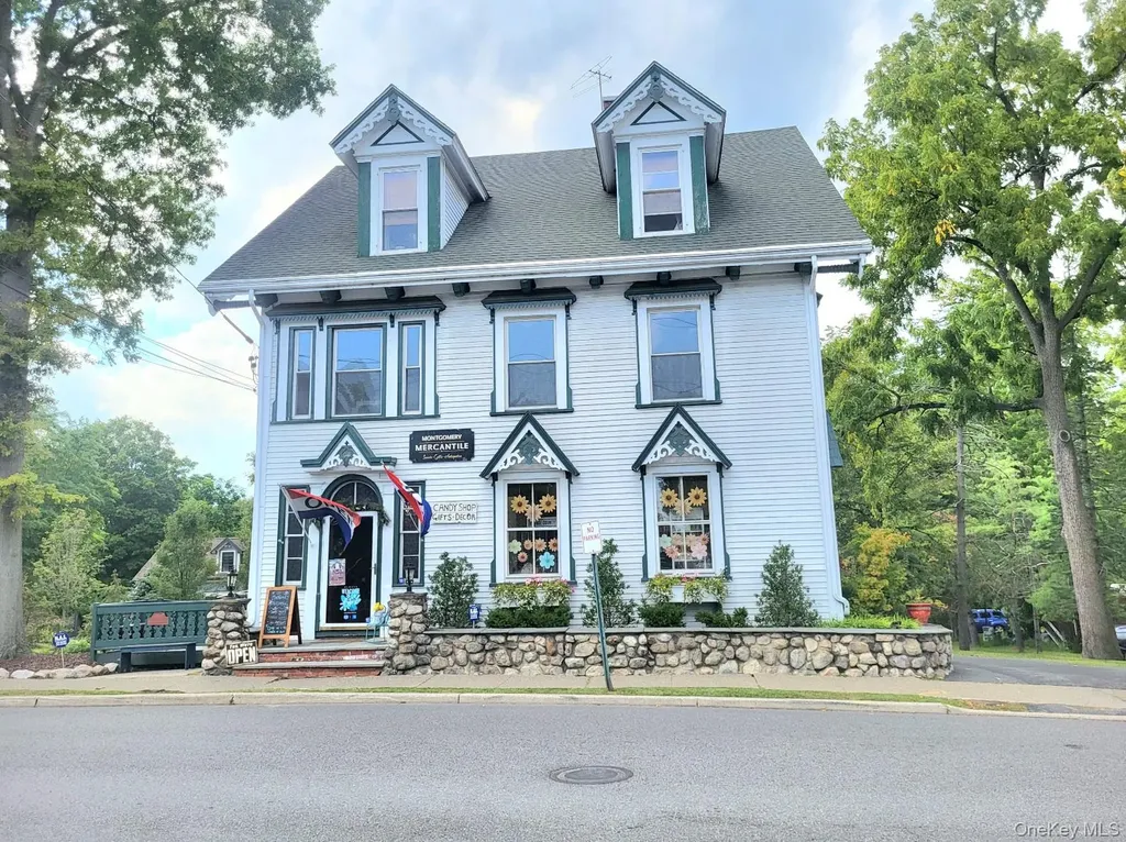 205 Oriole Drive Montgomery NY 12549