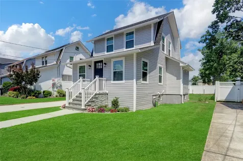 205 Howell Street Bellmore NY 11710