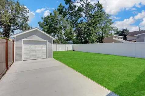 205 Howell Street Bellmore NY 11710