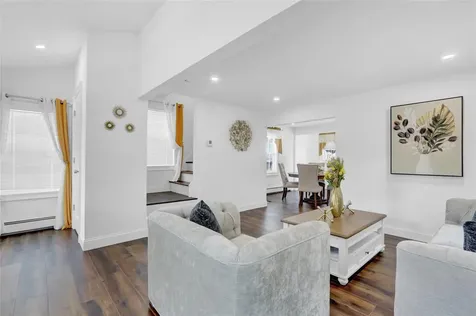 205 Howell Street Bellmore NY 11710