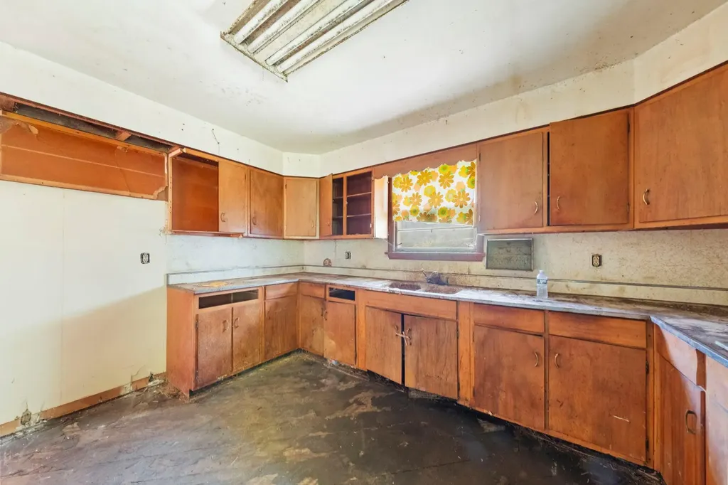 3 Summit Avenue Harriman NY 10926