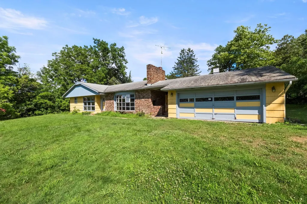 3 Summit Avenue Harriman NY 10926