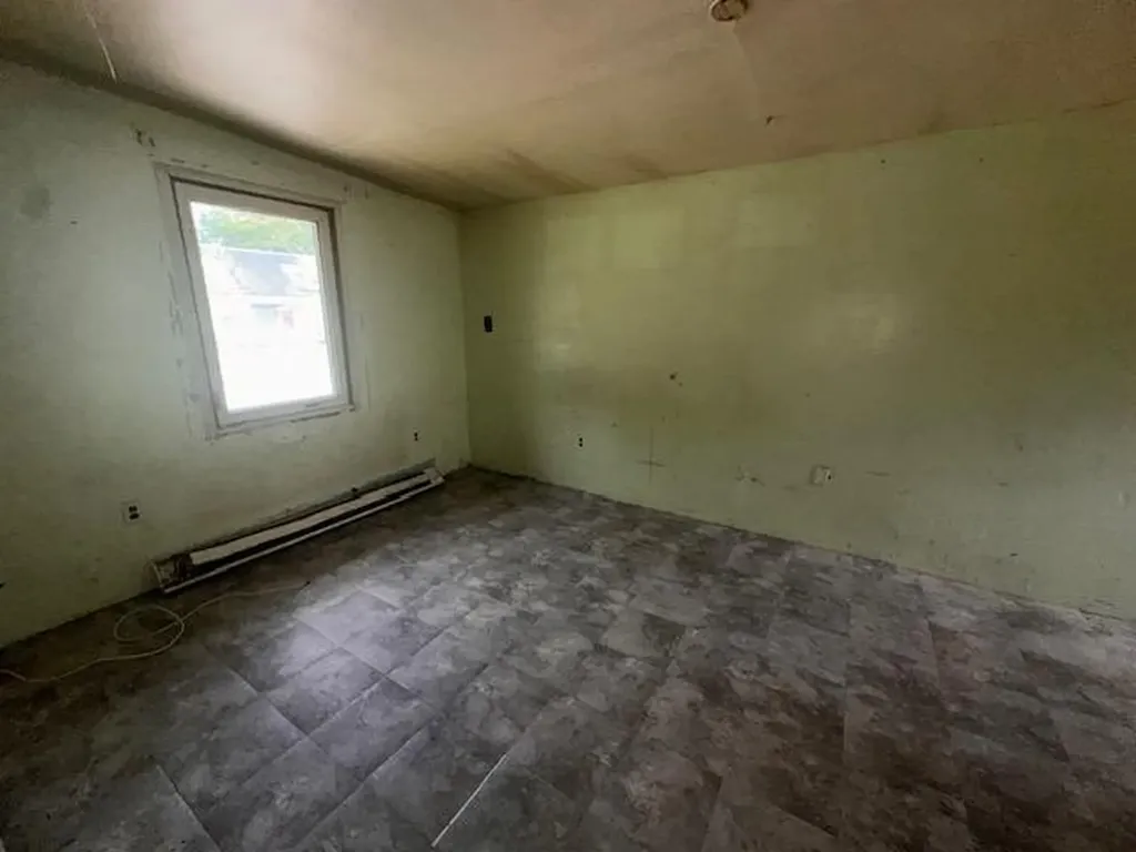 4 Morris Drive Hyde Park NY 12538