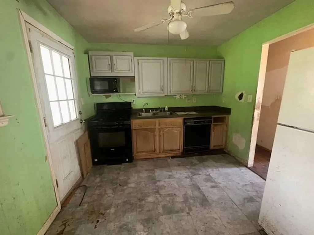 4 Morris Drive Hyde Park NY 12538