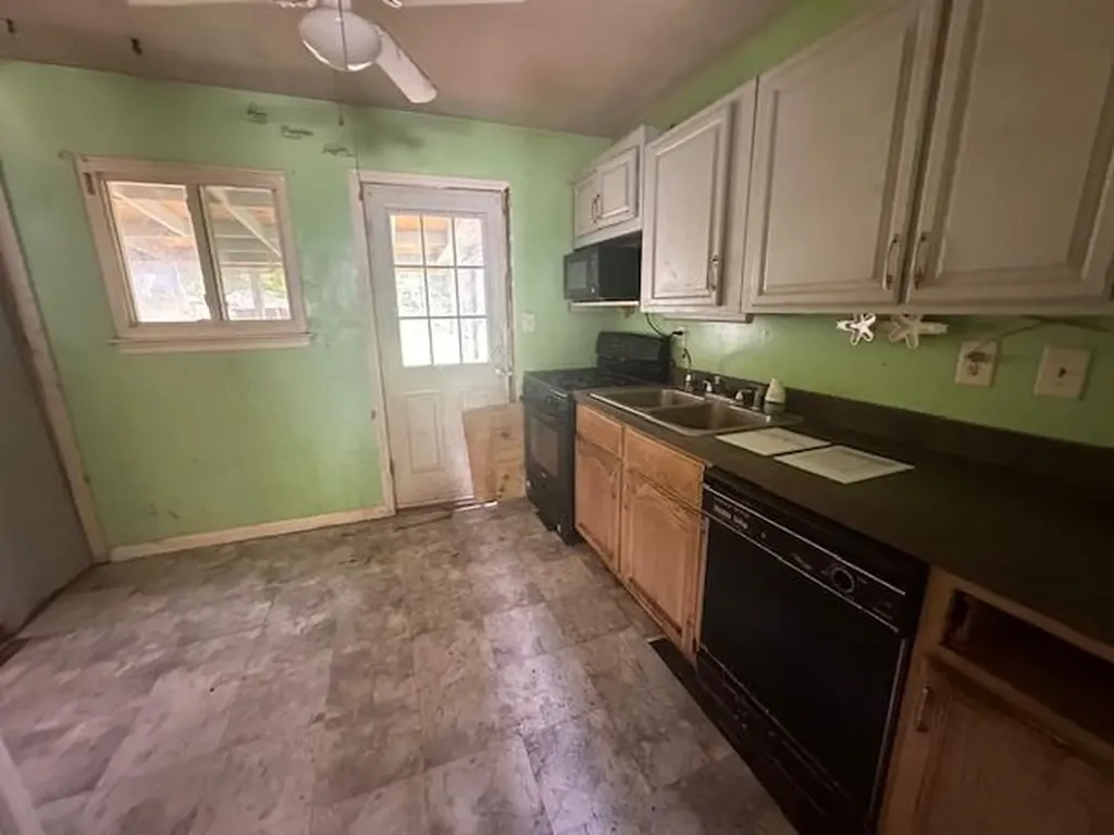 4 Morris Drive Hyde Park NY 12538